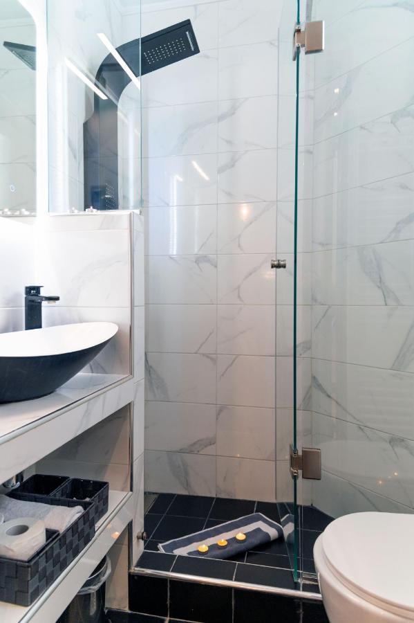 Eclectic Luxury Studio Thessaloníki Exteriör bild